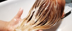 Ob das Öl für das Haar vor der Sonne schützt