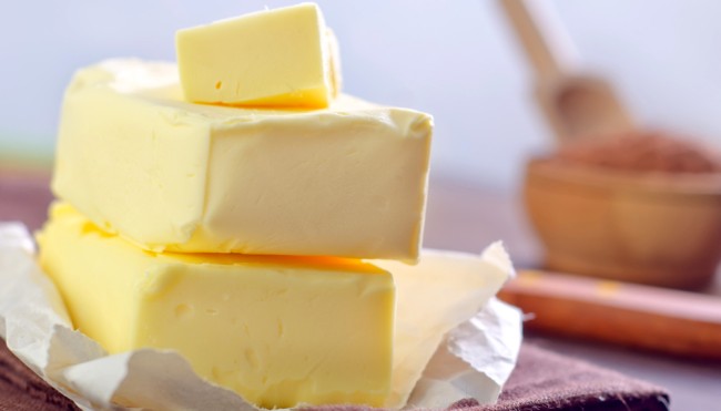 Aus Was Ist Butter Ist Pflanzenöl wirklich gesünder als Butter? - Die Fett-Debatte