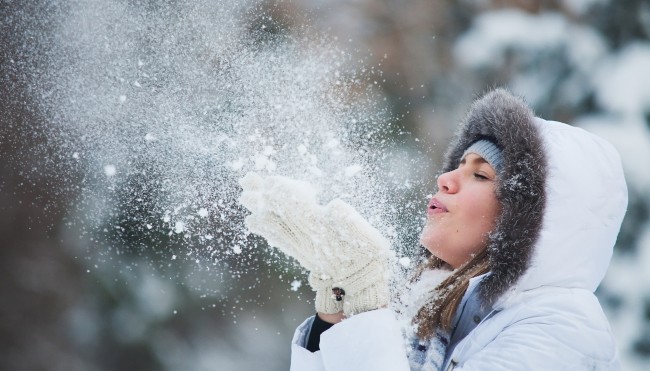 Frau im Schnee