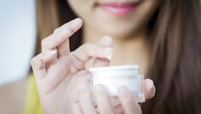 Nanopartikel in Kosmetik: Unterschätztes Risiko? - Sonnenschutz & Co. – | ||| | || CODECHECK.INFO