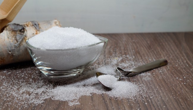 Zucker oder Süßstoff: Was ist wirklich ungesünder? - Süße Verführung